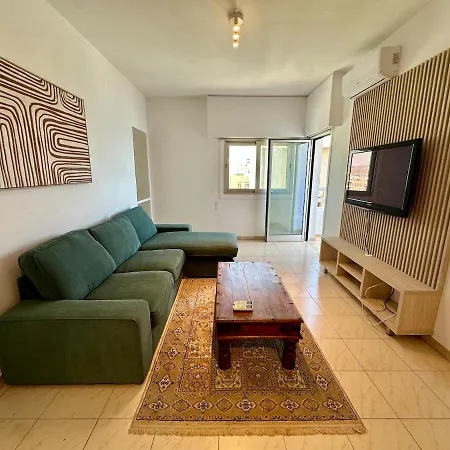 Seafront 1 Bedroom Flat 아파트 레메소스
