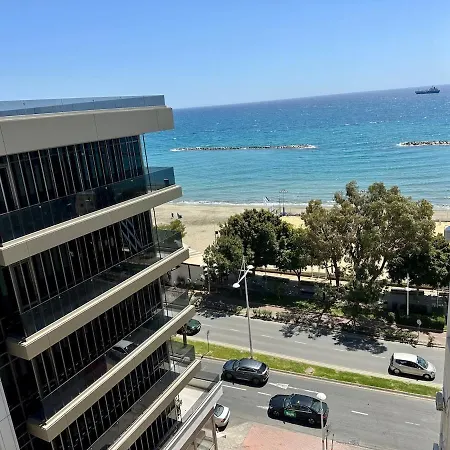 Seafront 1 Bedroom Flat 아파트